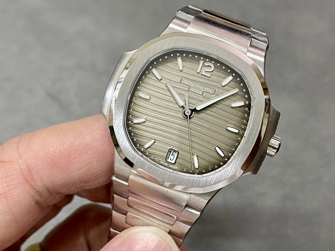 Patek Philippe Nautilus 7118 — photographed off the sweep