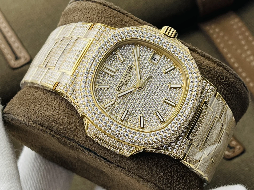 Patek Philippe Nautilus Black Dial Diamond-Set 5711 — photographed off the sweep