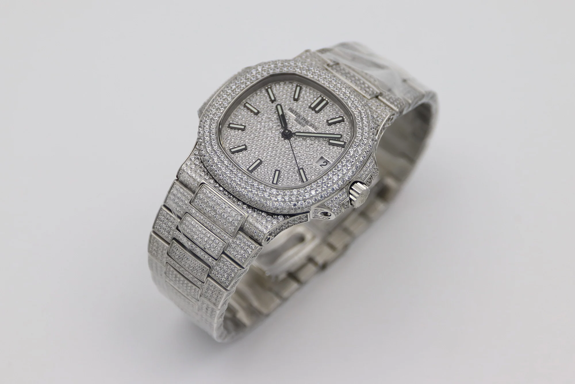 Patek Philippe Nautilus Black Dial Diamond-Set 5711