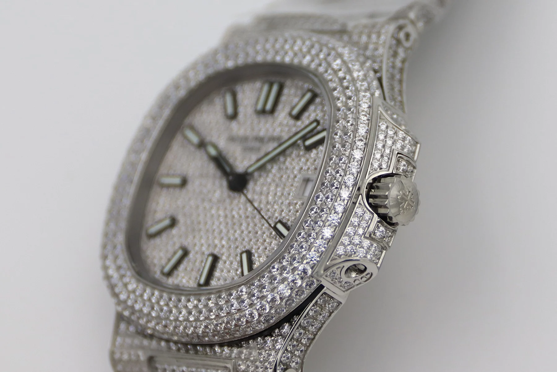Patek Philippe Nautilus Black Dial Diamond-Set 5711 — photographed off the sweep