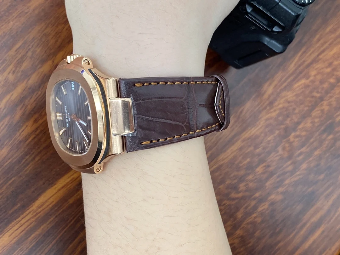Patek Philippe Nautilus Blue Dial 5711 β photographed off the sweep