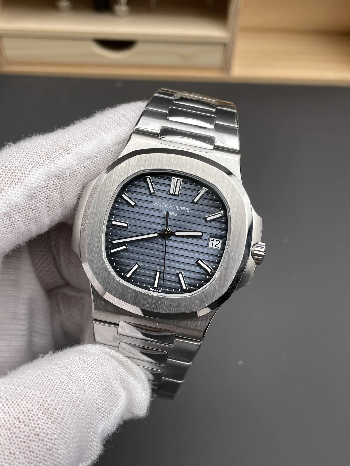 Patek Philippe Nautilus Blue Dial 5711 40mm — photographed off the sweep