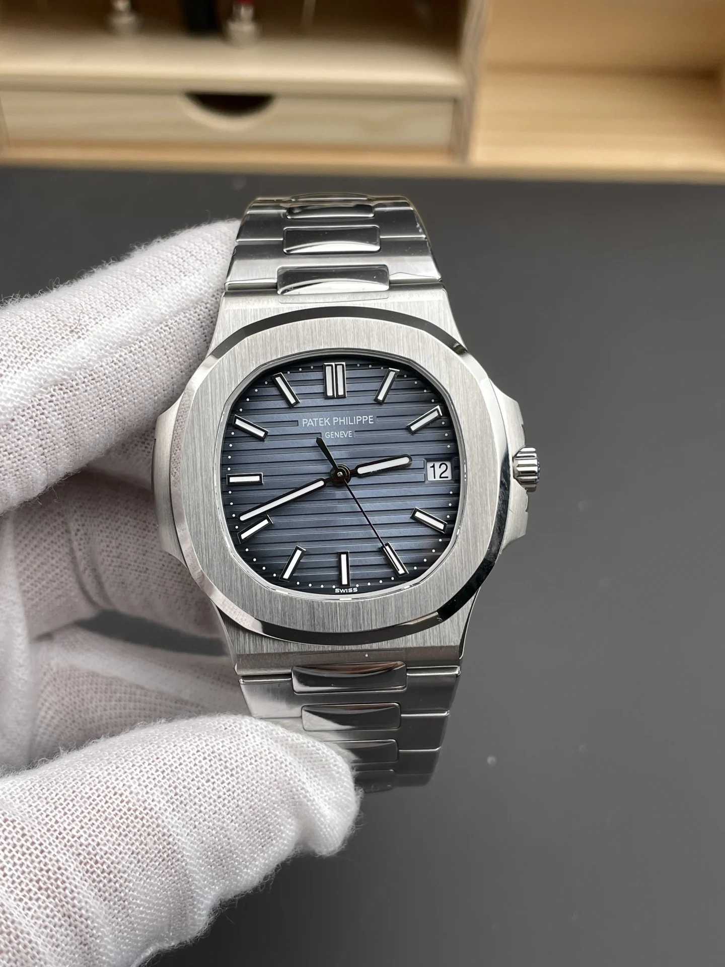 Patek Philippe Nautilus Blue Dial 5711 40mm — photographed off the sweep