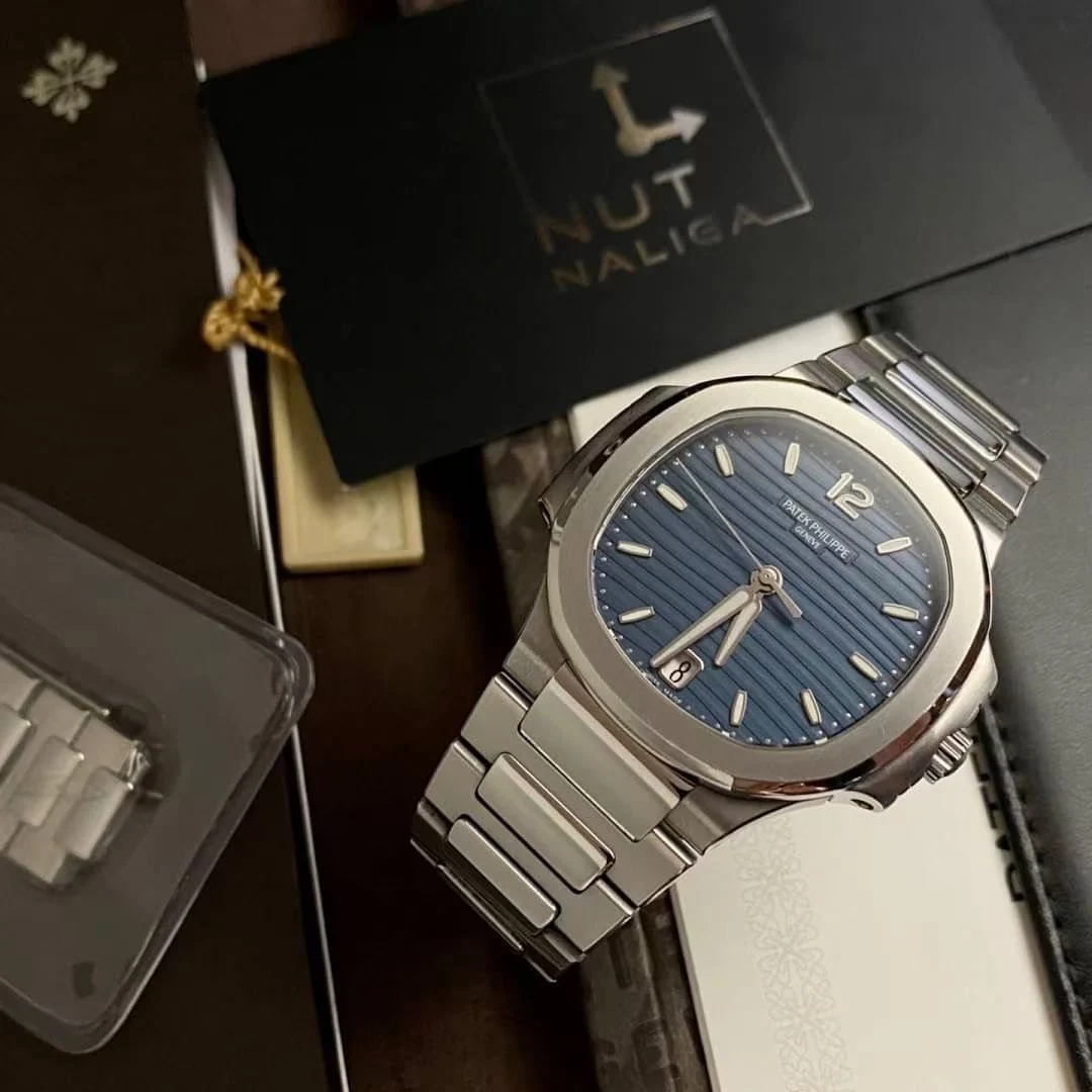Patek Philippe Nautilus Diamond-Set — photographed off the sweep