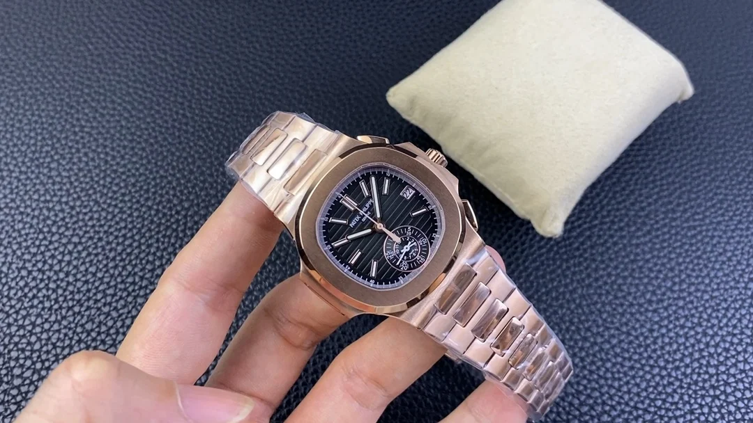 Patek Philippe Nautilus Diamond-Set 5980 40.5mm