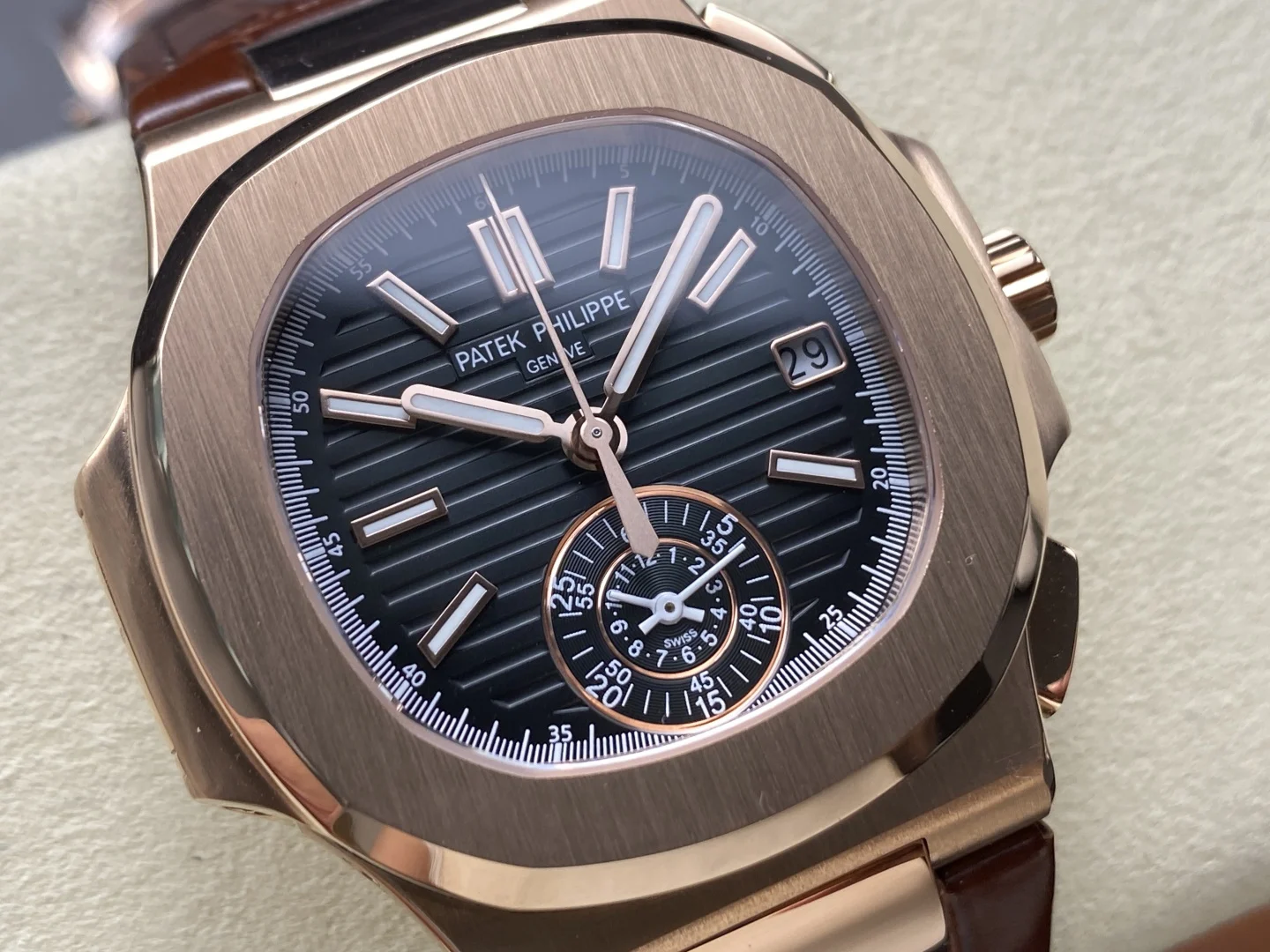 Patek Philippe Nautilus Diamond-Set 5980 40.5mm — photographed off the sweep