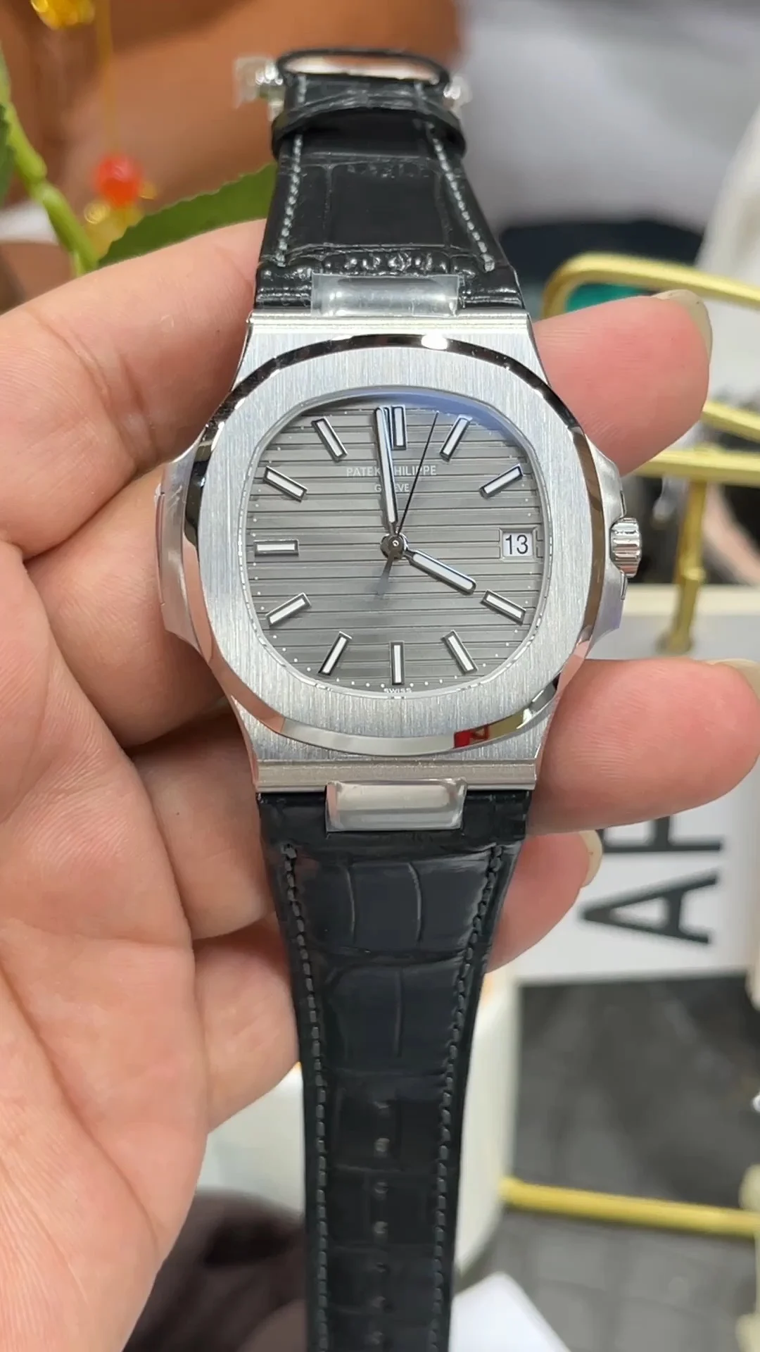 Patek Philippe Nautilus Grey Dial 5711 40mm
