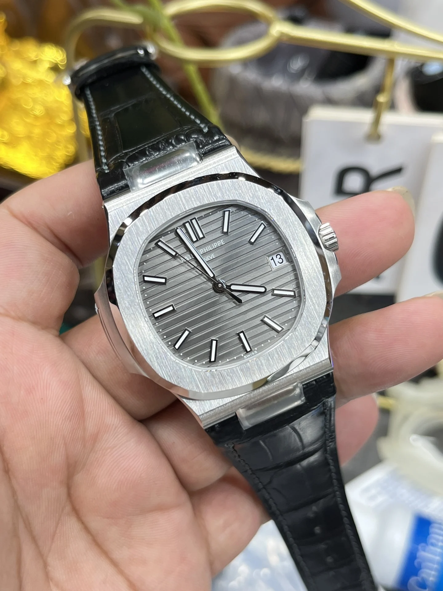 Patek Philippe Nautilus Grey Dial 5711 40mm — photographed off the sweep