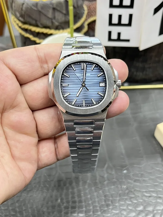 Patek Philippe Nautilus Platinum 41mm