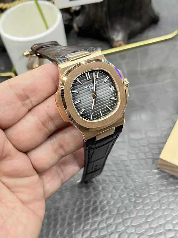 Patek Philippe Nautilus Rose Gold 5711 40mm
