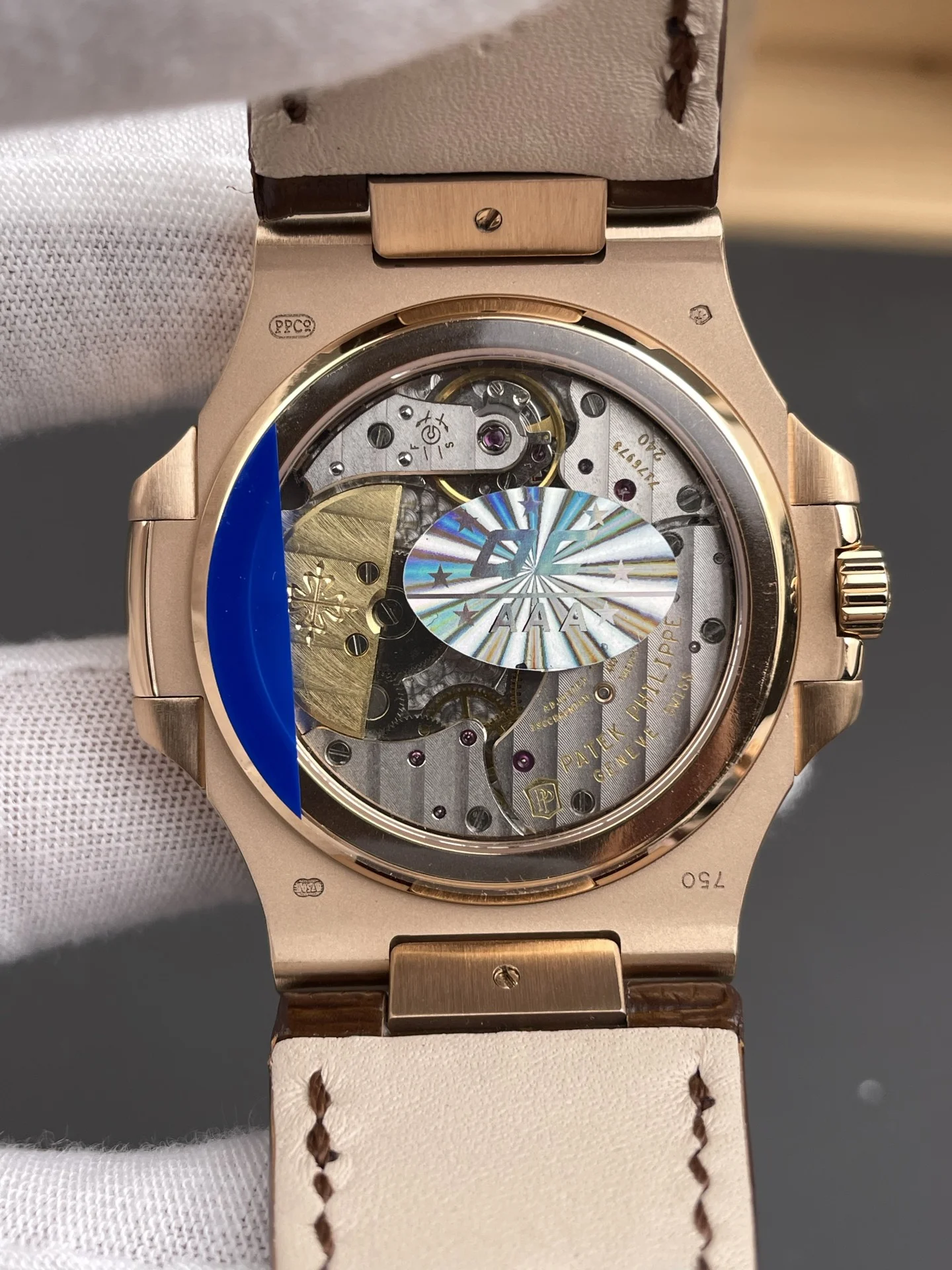 Patek Philippe Nautilus Rose Gold Black Dial 5712 40mm — photographed off the sweep