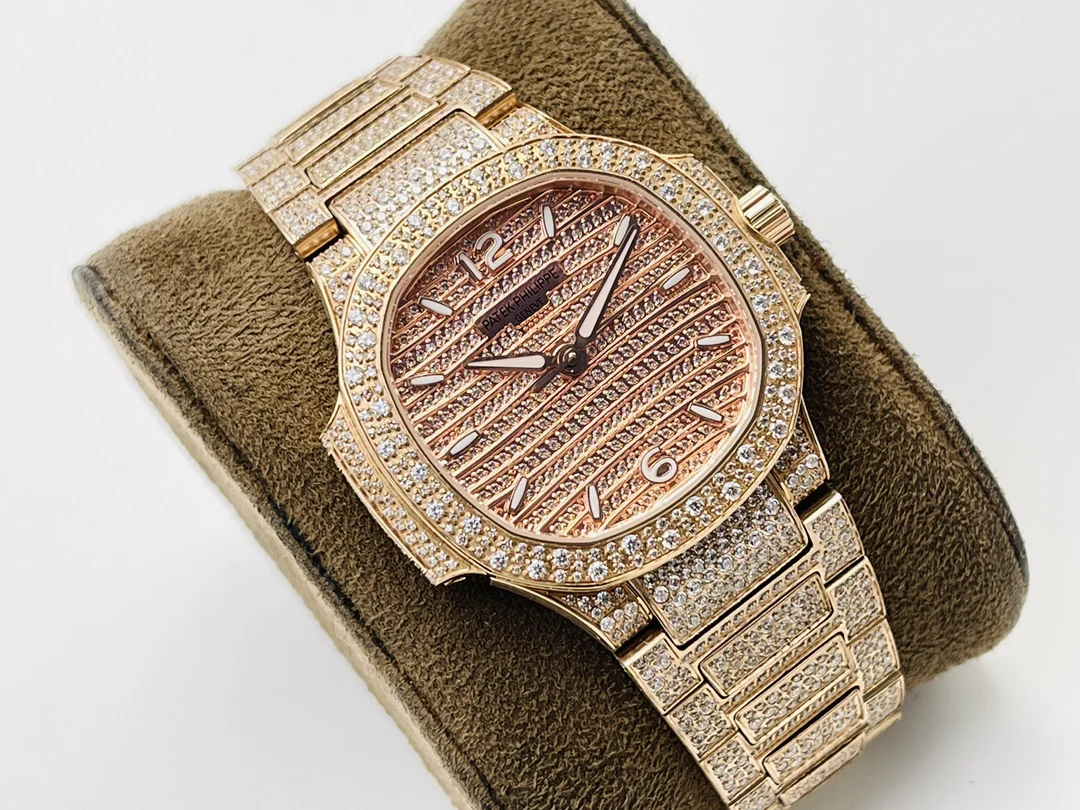 Patek Philippe Nautilus Rose Gold White Dial Diamond-Set 7118 35.2mm — photographed off the sweep