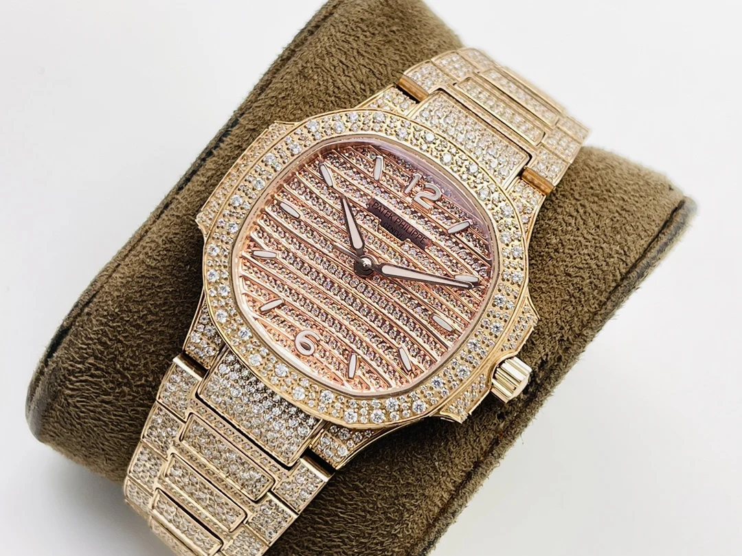 Patek Philippe Nautilus Rose Gold White Dial Diamond-Set 7118 35.2mm — photographed off the sweep