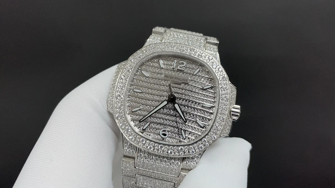 Patek Philippe Nautilus Rose Gold White Dial Diamond-Set 7118 35.2mm — photographed off the sweep