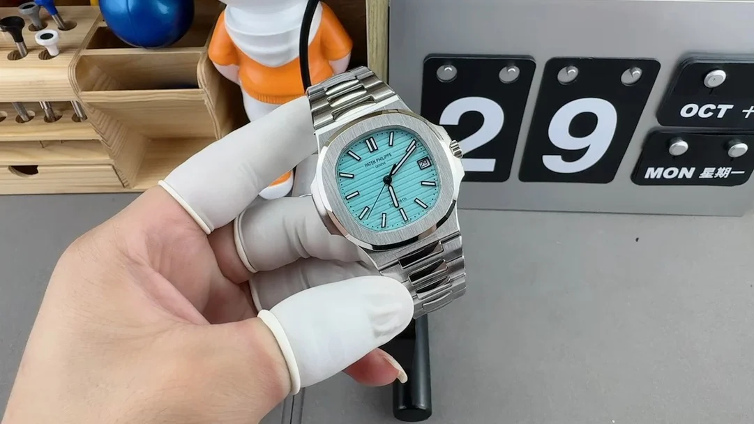Patek Philippe Nautilus Tiffany Blue Dial 5711 — photographed off the sweep