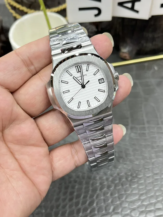Patek Philippe Nautilus White Dial 5711 40mm