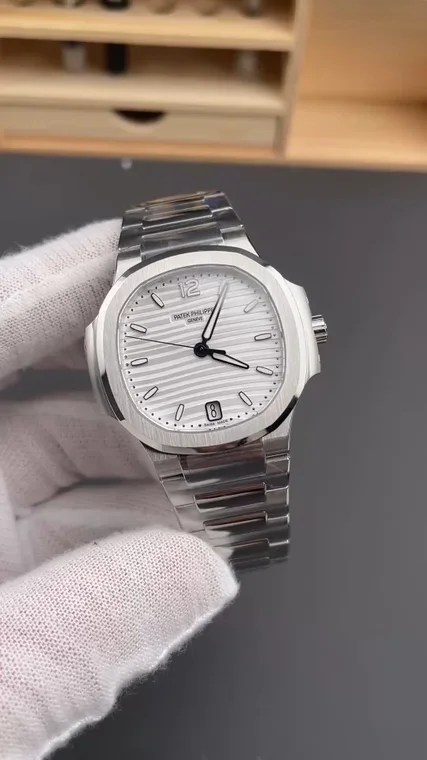 Patek Philippe Nautilus White Dial 7118