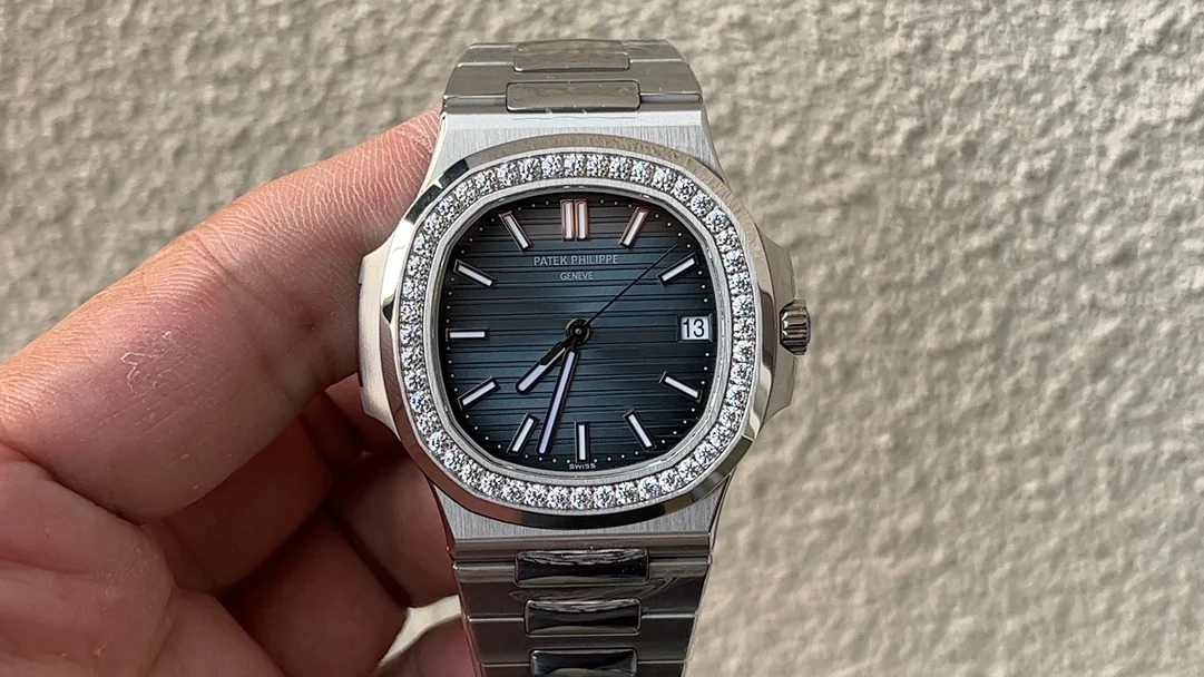 Patek Philippe Nautilus White Gold White Dial 5711