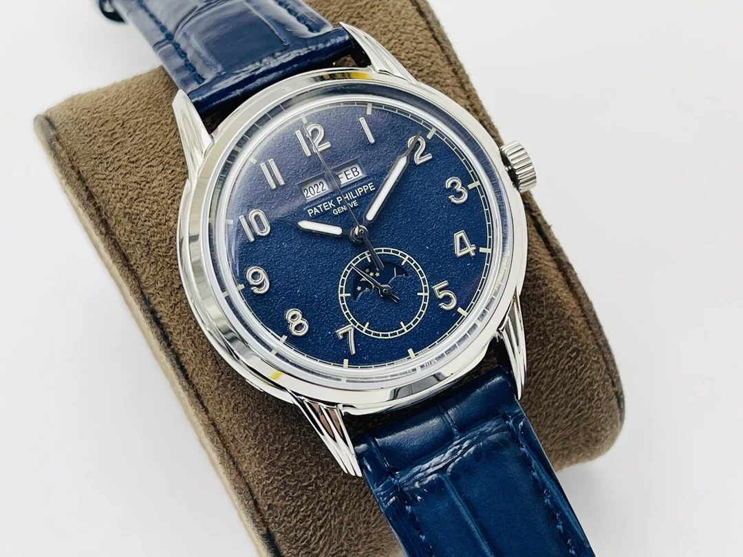 Patek Philippe Perpetual Calendar Steel — photographed off the sweep