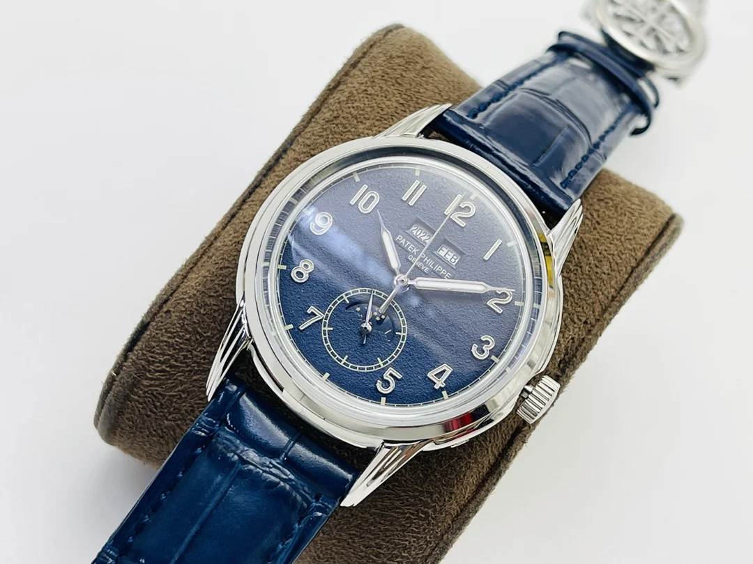 Patek Philippe Perpetual Calendar Steel — photographed off the sweep