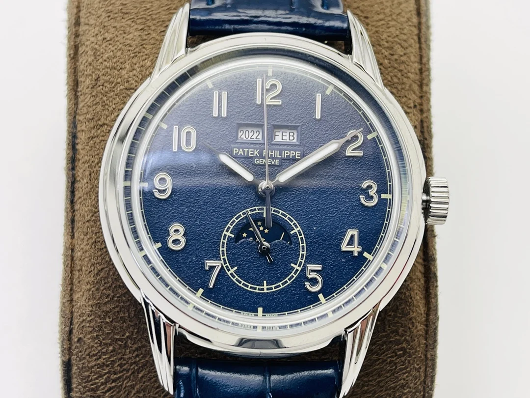 Patek Philippe Perpetual Calendar Steel — photographed off the sweep