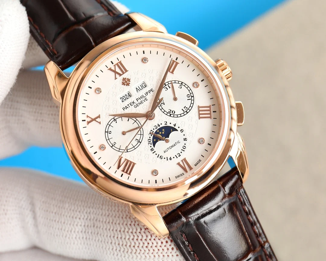 Patek Philippe Platinum 41mm — photographed off the sweep