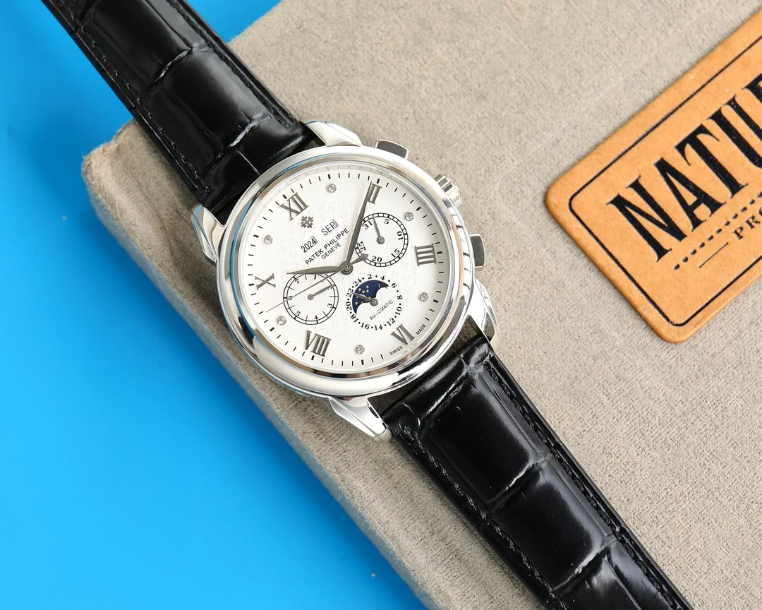 Patek Philippe Platinum 41mm — photographed off the sweep