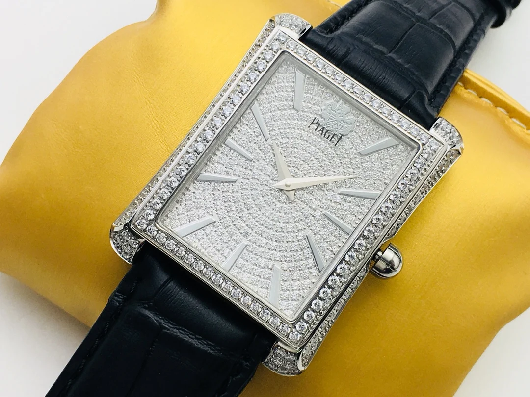 Piaget Black Dial 32mm — photographed off the sweep
