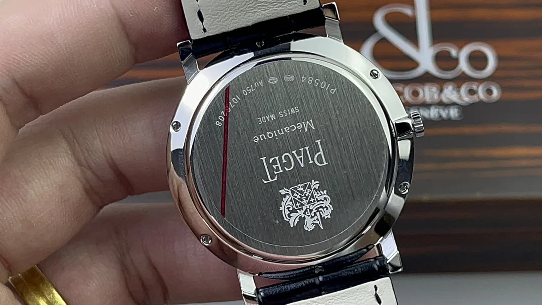 Piaget Diamond-Set — photographed off the sweep