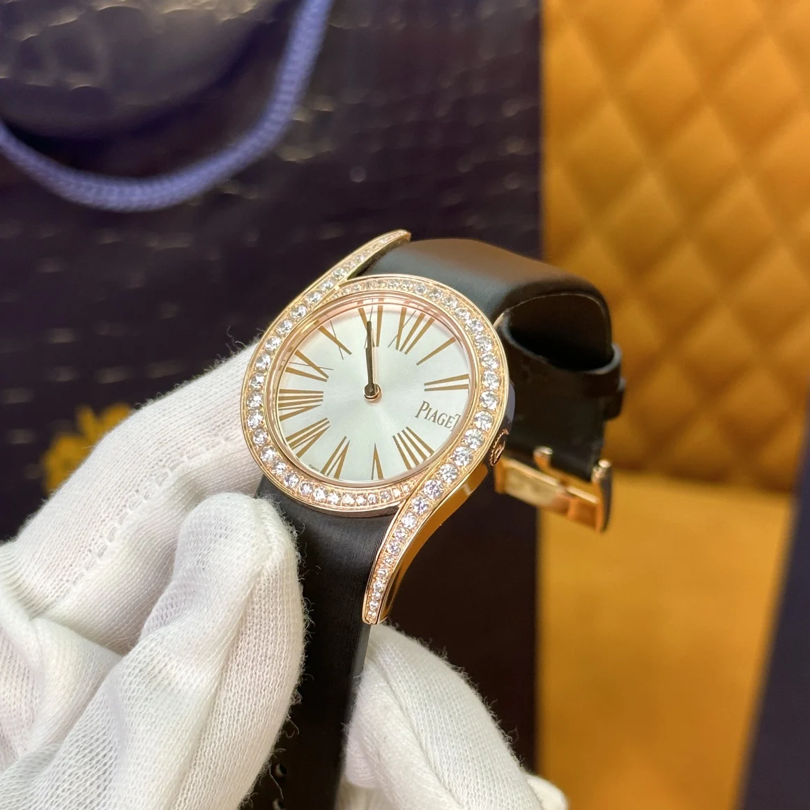 Piaget Limelight Diamond-Set 32mm — photographed off the sweep