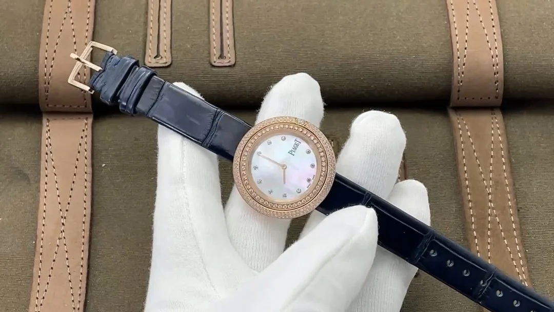 Piaget Rose Gold Silver Dial Diamond-Set 34mm