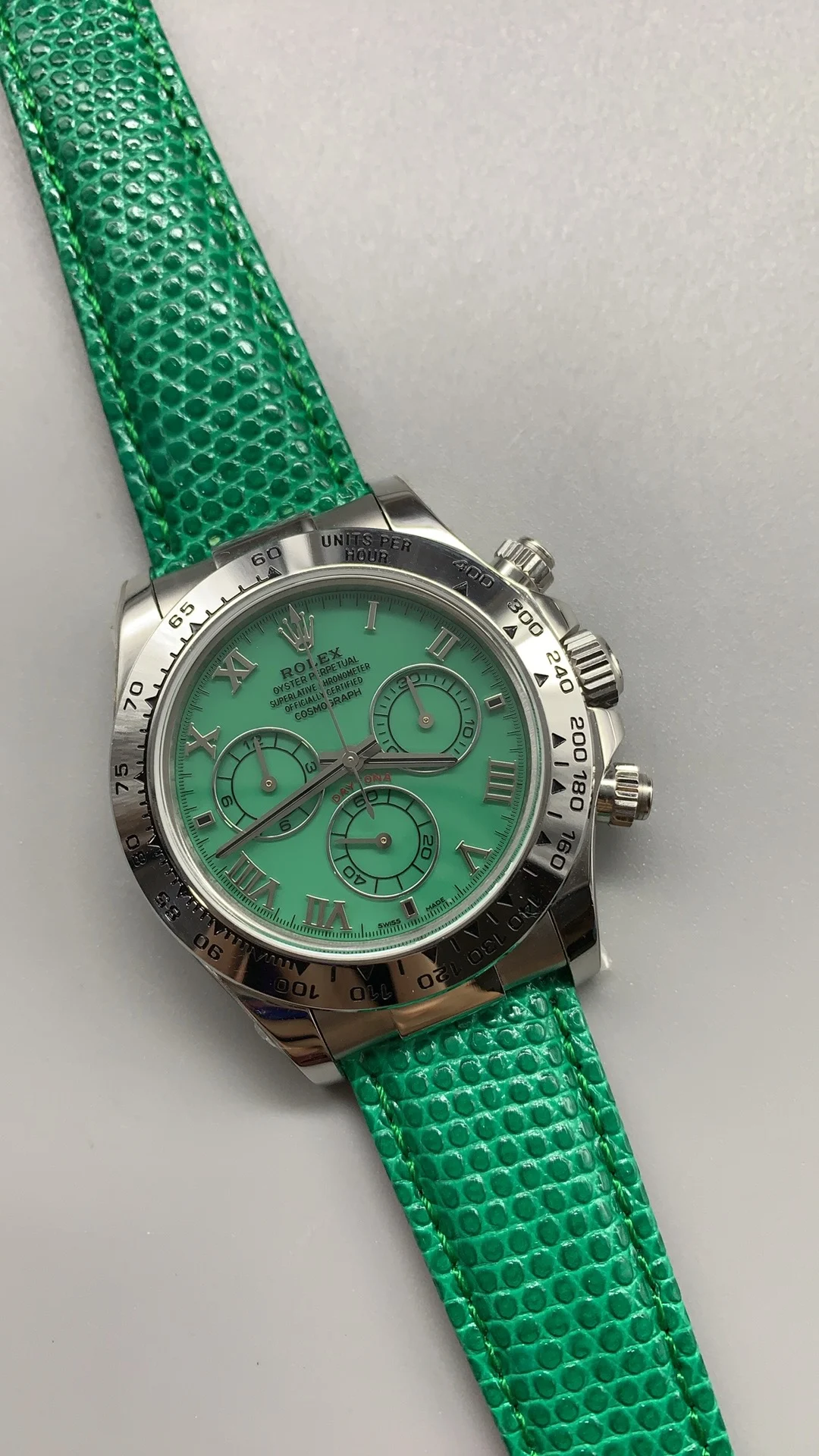 PPM, Green Beauty, 4130 — photographed off the sweep