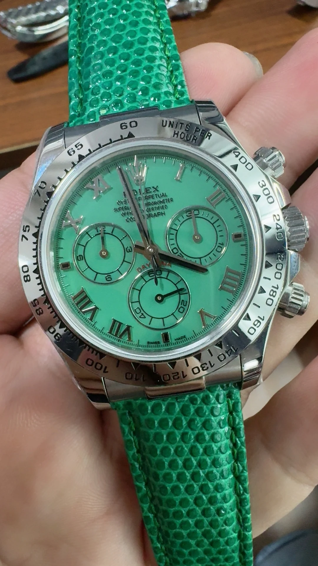 PPM, Green Beauty, 4130 — photographed off the sweep