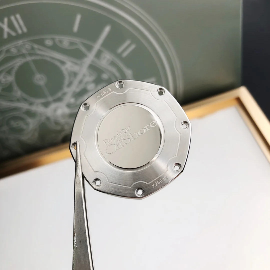Professional technicians disassembled various parts and took — photographed off the sweep