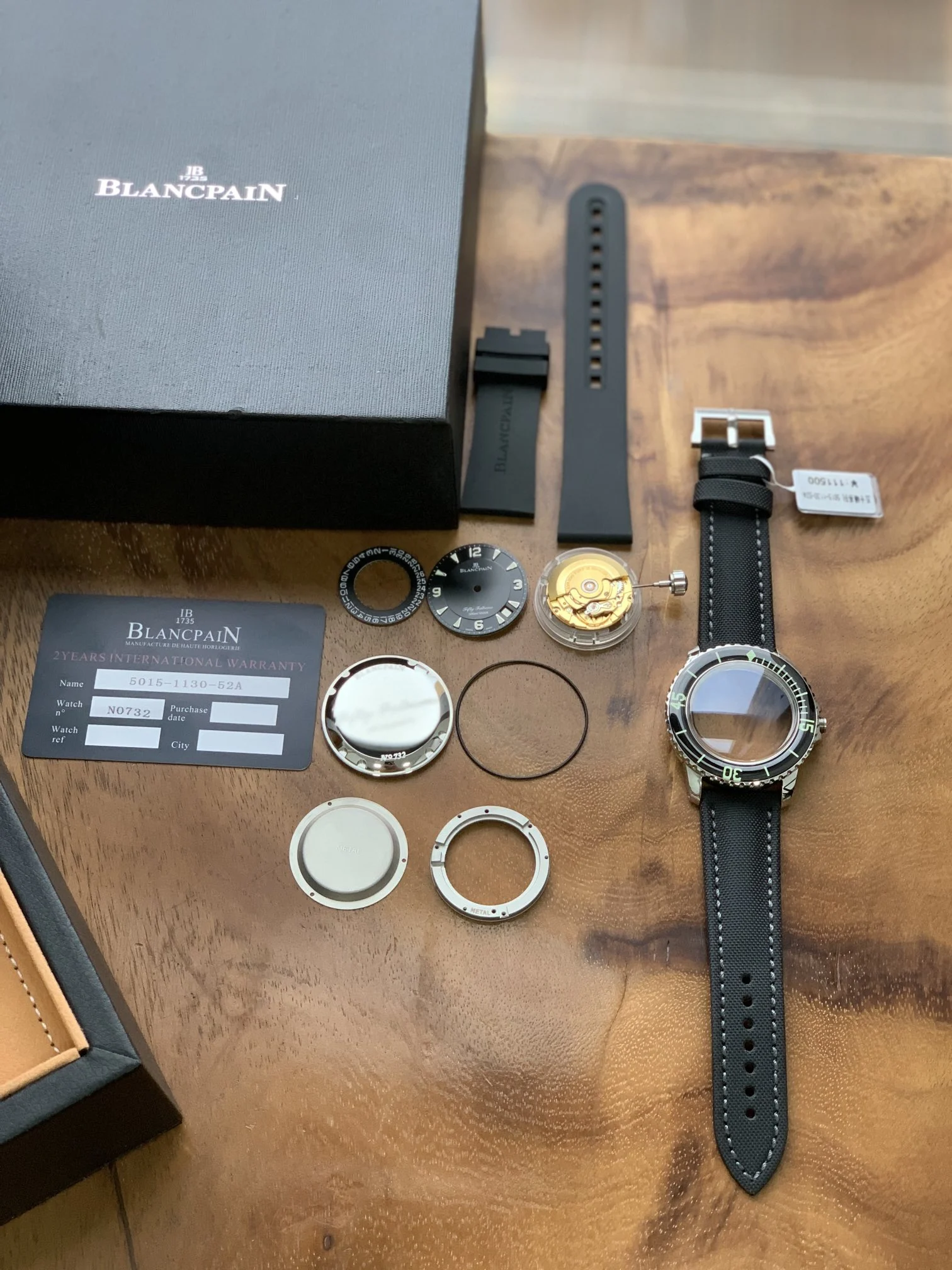 Professionally disassembled, everything is crystal clear — photographed off the sweep