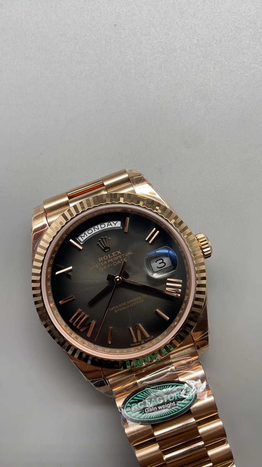 RCF, 40mm, smoked black, 3255 — photographed off the sweep
