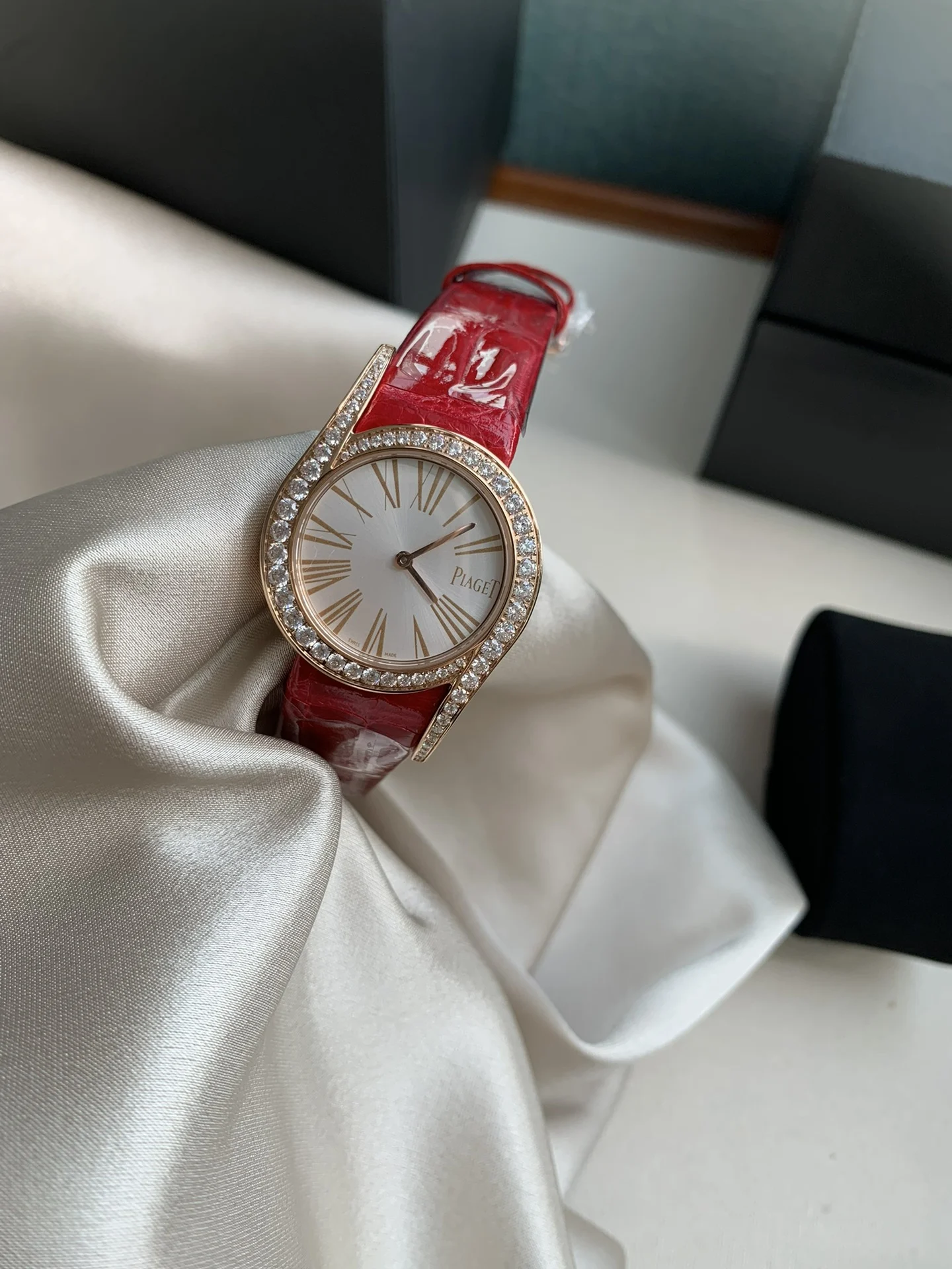 Red auspicious — photographed off the sweep