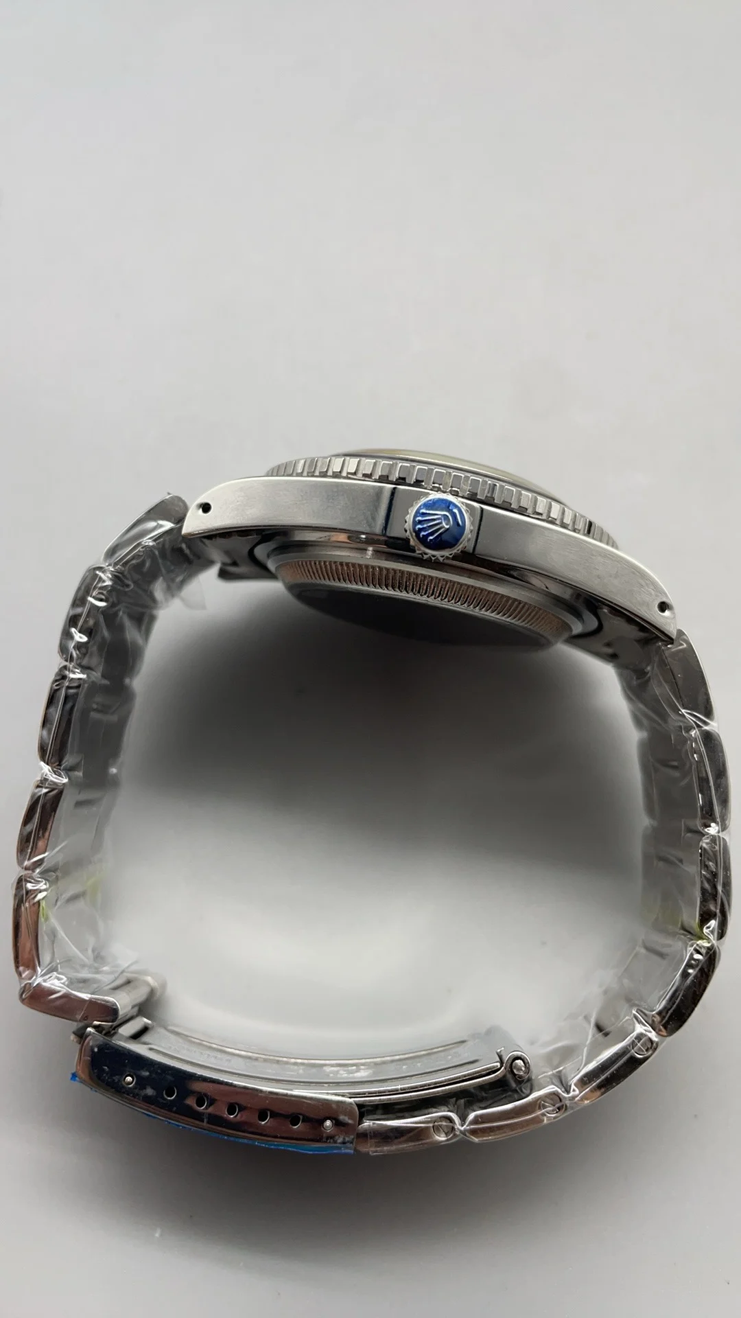 Retro Rolex, no-date — photographed off the sweep