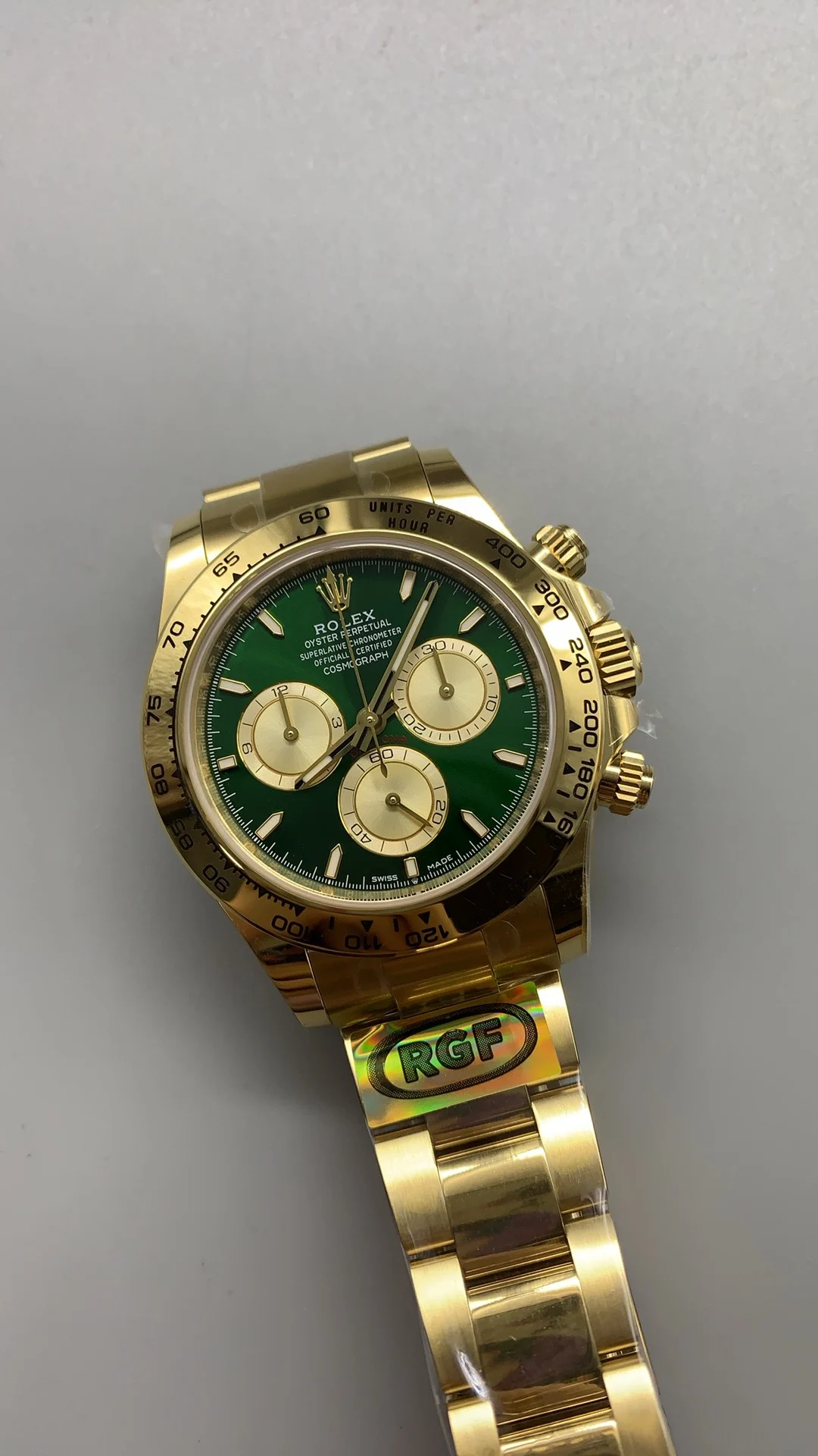 RGF, Green Gold Di, the heaviest version, 4131 — photographed off the sweep