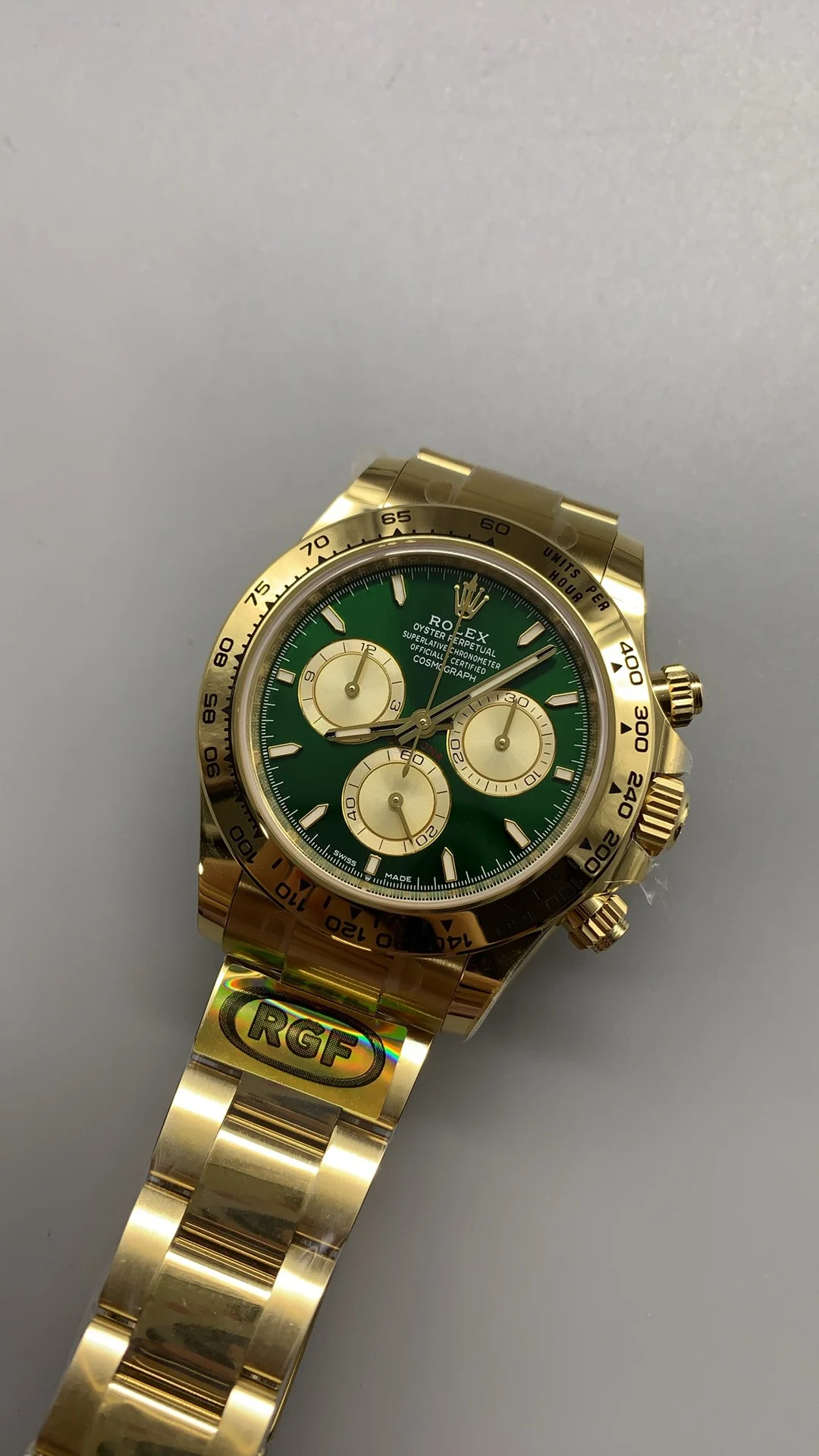 RGF, Green Gold Di, the heaviest version, 4131 — photographed off the sweep