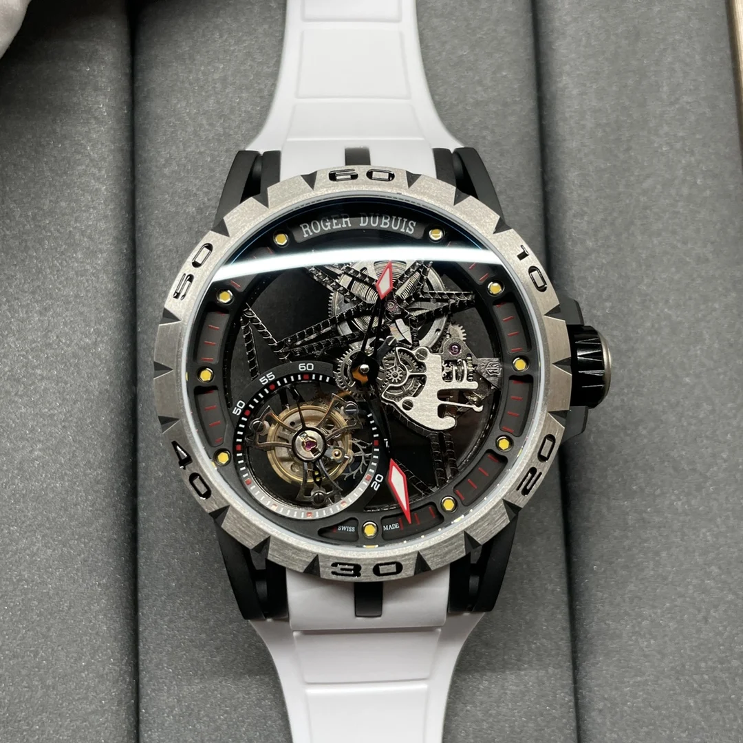Roger Dubuis Black Ceramic Titanium Case V4 Skeleton Tourbillon — photographed off the sweep