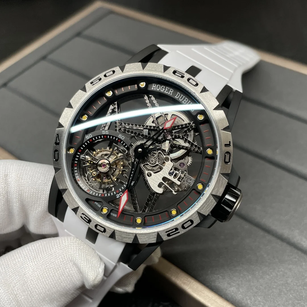 Roger Dubuis Black Ceramic Titanium Case V4 Skeleton Tourbillon — photographed off the sweep