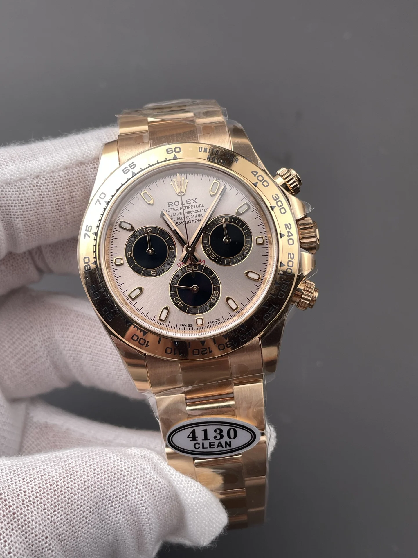 Rolex 40mm — photographed off the sweep