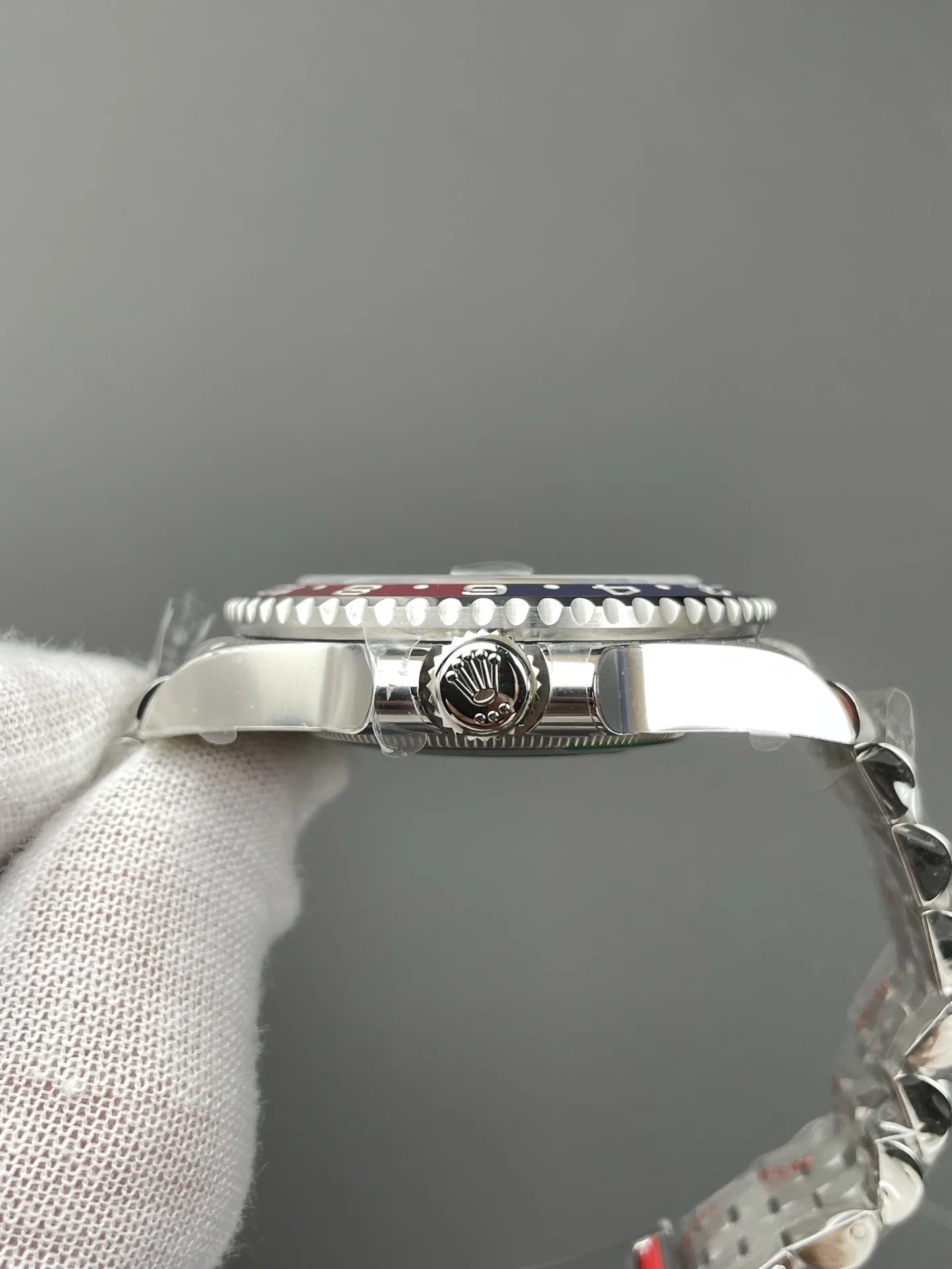 Rolex Coke 40mm — photographed off the sweep