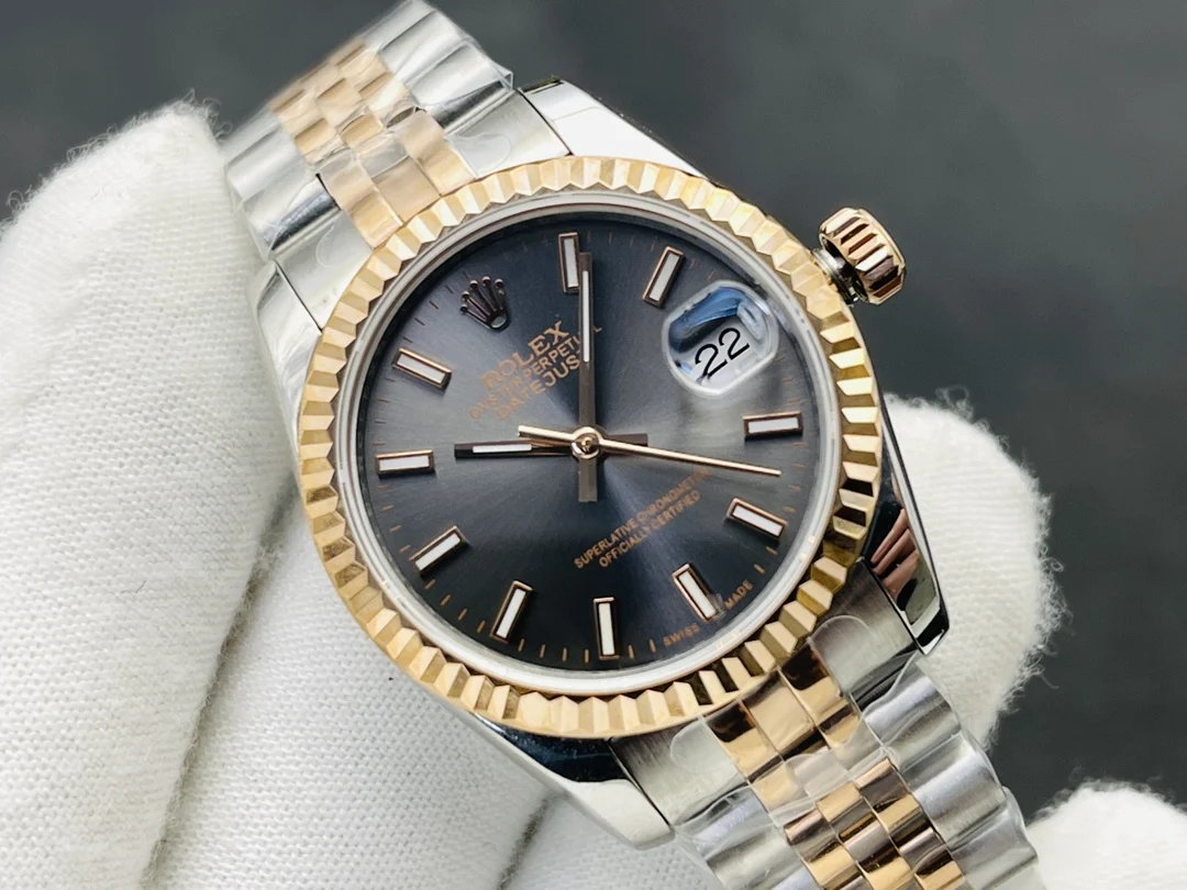 Rolex Datejust 28mm — photographed off the sweep