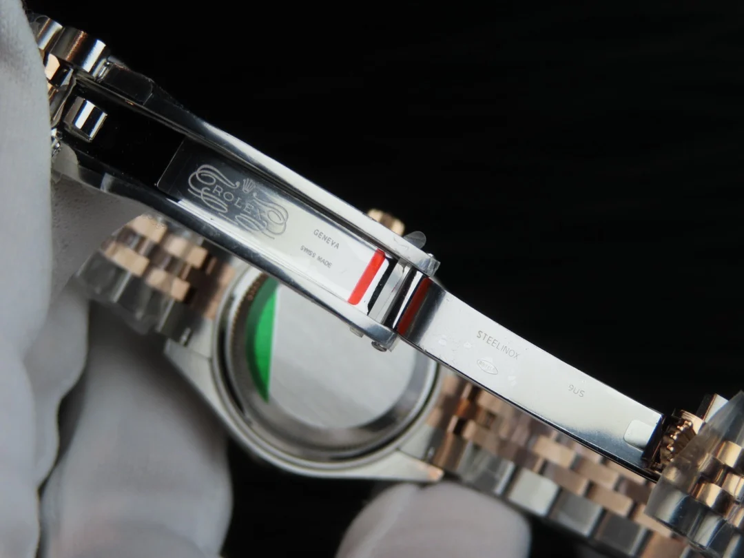 Rolex Datejust 28mm — photographed off the sweep