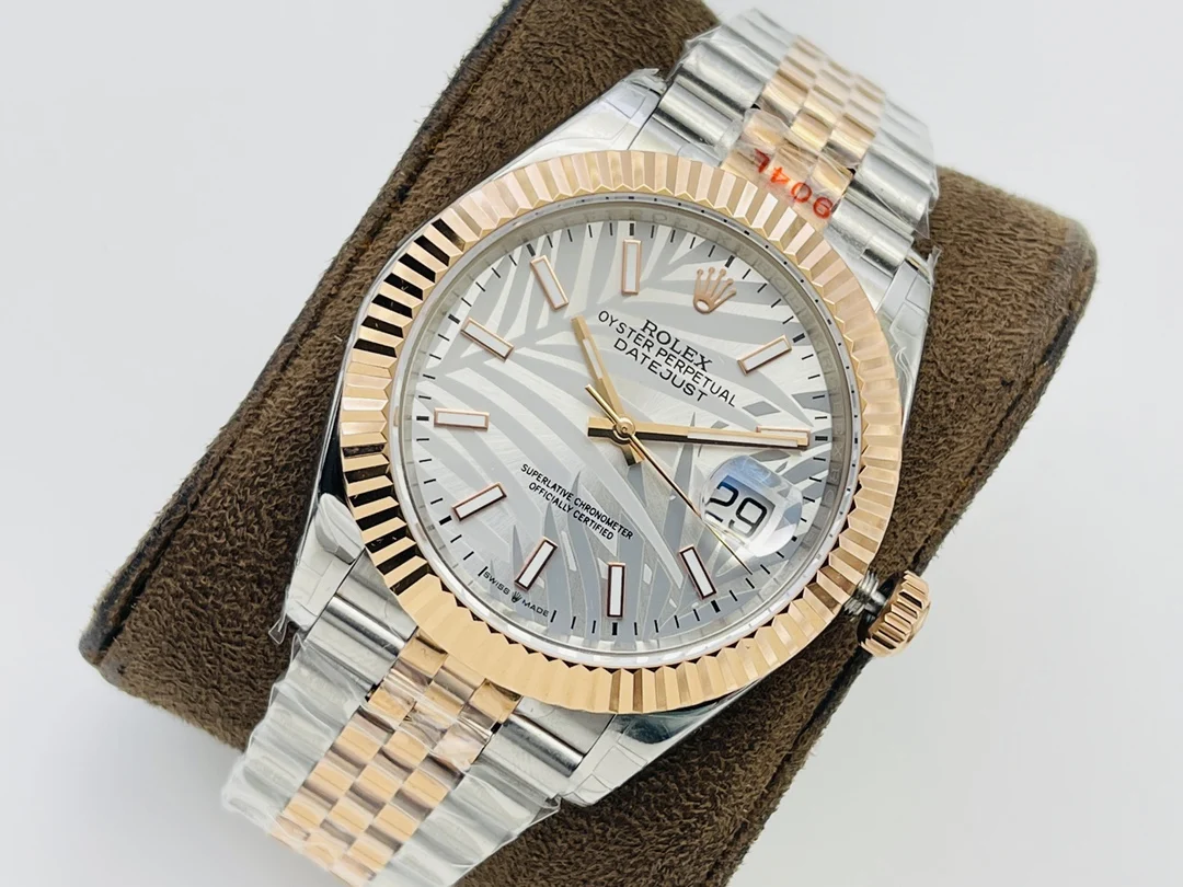 Rolex Datejust 41mm — photographed off the sweep