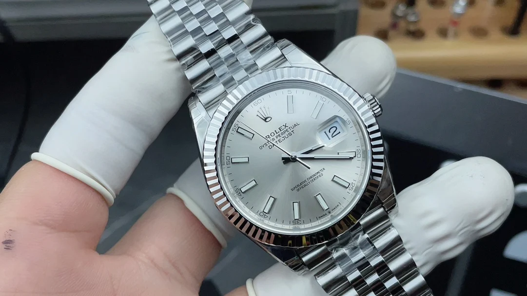 Rolex Datejust 41mm — photographed off the sweep
