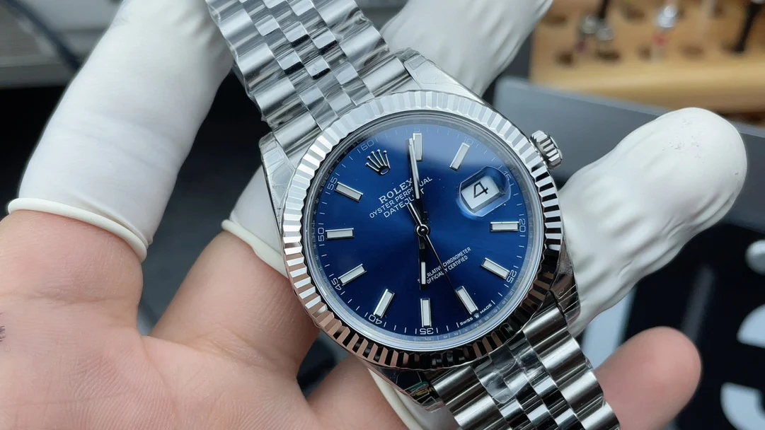 Rolex Datejust 41mm — photographed off the sweep