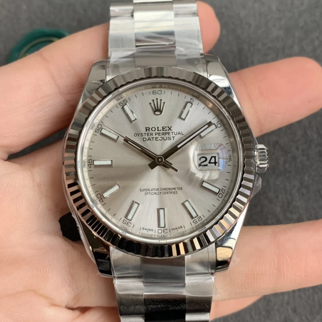 Rolex Datejust 41mm — photographed off the sweep
